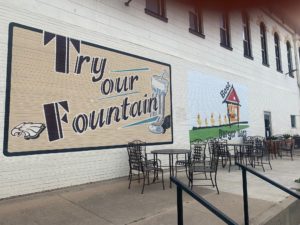 Hillsboro Texas Old-Fashioned Soda Fountain Serves 21 Ice Cream Flavors