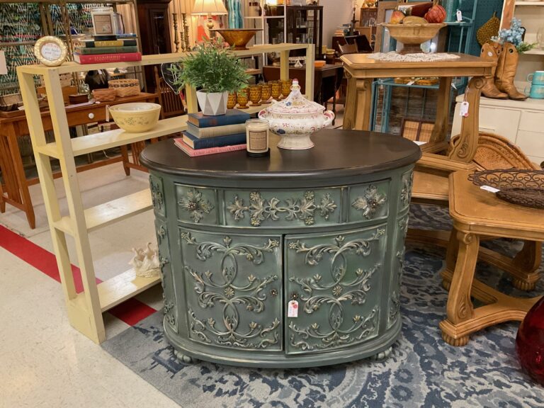 Benbrook Antique Mall 2 door vintage ornate cabinet 768x576