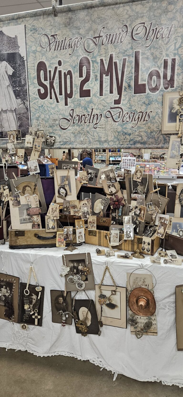 HuntsvilleAntiqueShow31 768x1662